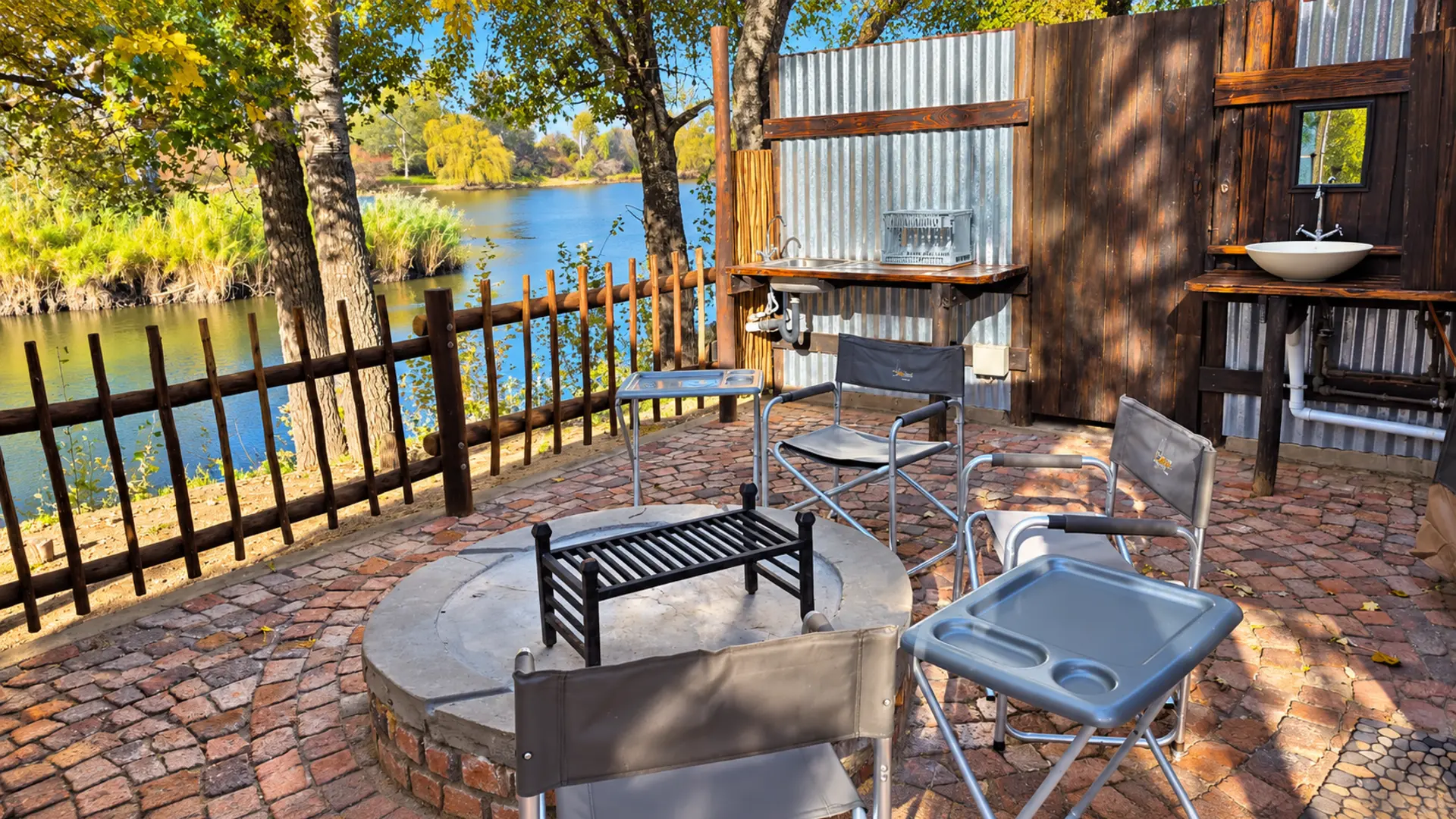 River Lodge Tent photo 7